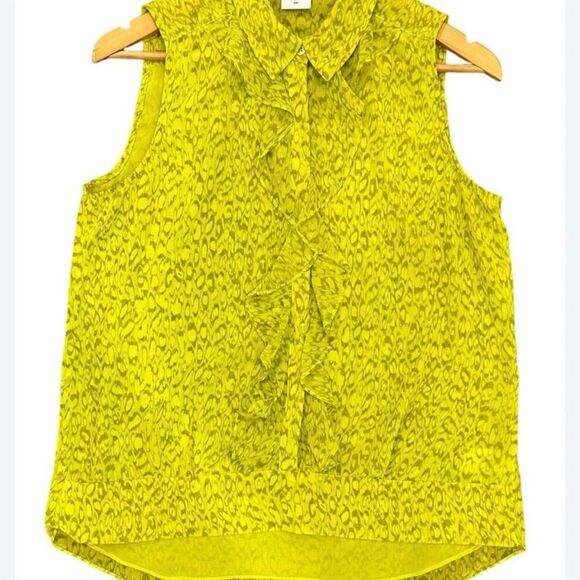 CAbi Women's XS Yellow Animal Print Sleeveless Blouse Ruffle Detail - Picture 1 of 5